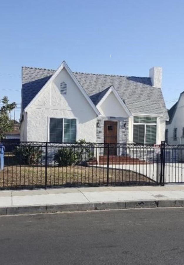 Gated Contemporary 3 Bedroom - 2 Bathroom Home In South La Plus Parking Los Angeles Eksteriør billede