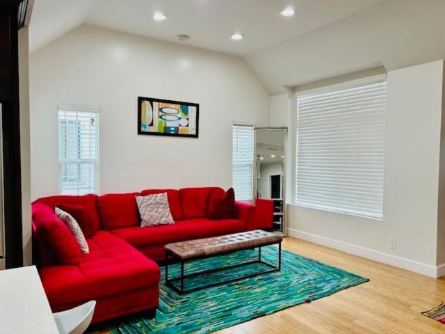 Gated Contemporary 3 Bedroom - 2 Bathroom Home In South La Plus Parking Los Angeles Eksteriør billede