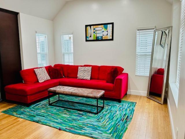 Gated Contemporary 3 Bedroom - 2 Bathroom Home In South La Plus Parking Los Angeles Eksteriør billede
